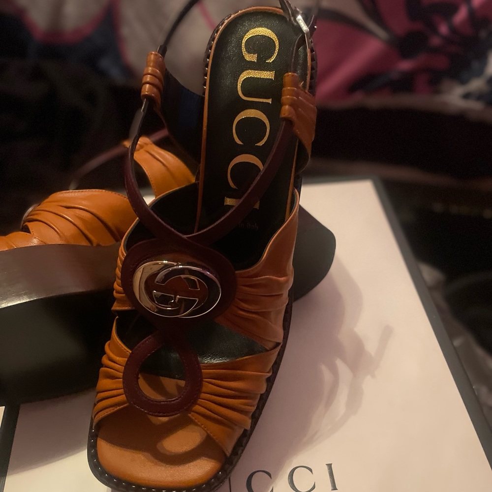 New Gucci Nappa Charlotte Cognac Vintage Bordeaux Platform Sandals